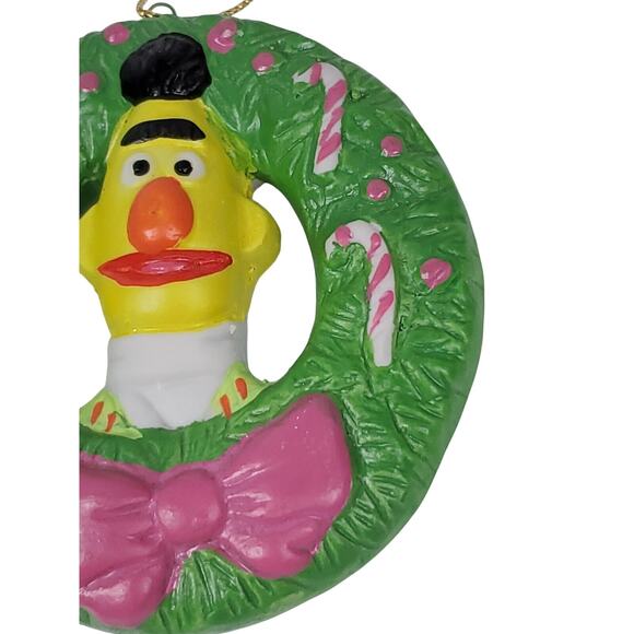 Muppets Inc Vintage 1988 Sesame Street Christmas Ornament Burt in Wreath Ceramic - Picture 3 of 10